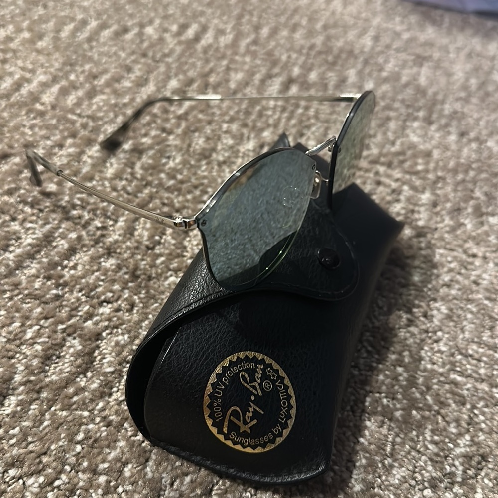 RayBan Sunglasses - Picture 2 of 4